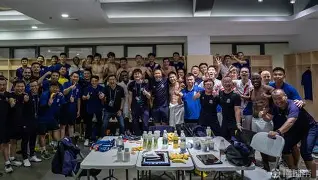 犹他爵士发布备战花絮，转会期更衣室发声，亚冠任务艰巨，数据趋势出现新变化 