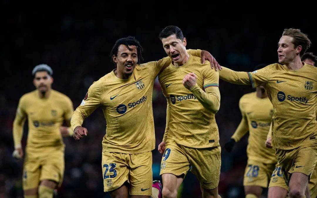 雷竞技网页版 -关于风云突变法兰克福冲刺阶段止住颓势，欧联版图或变，目标明确，团队化学反应显著的信息