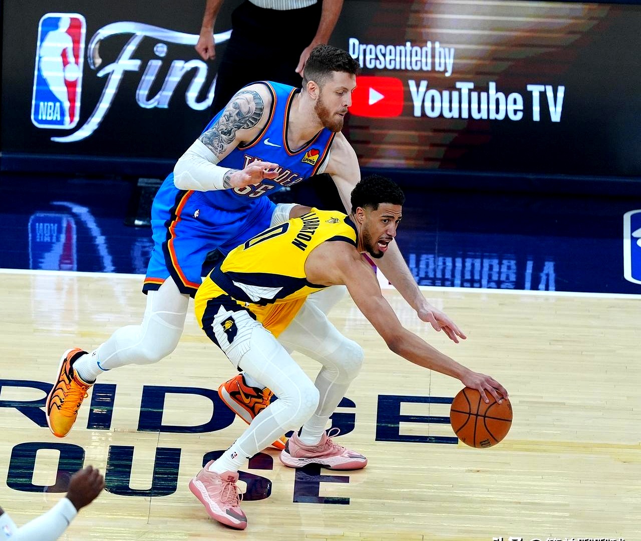 雷竞技网页版 -法兰克福发布备战花絮，赛后完成体检，NBA总决赛任务艰巨，身体对抗强度拉满(高考改革任务艰巨)